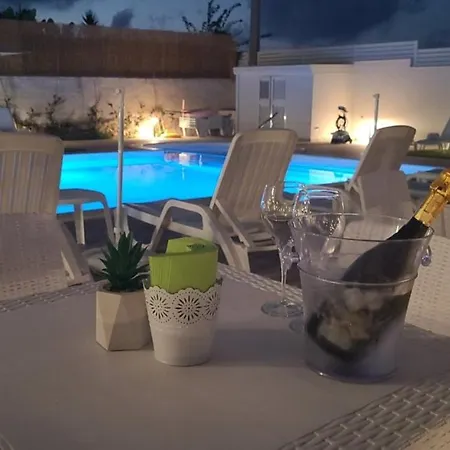 Amurusu Aparthotel